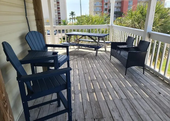 Great Views And Just Steps To The - Moonraker #31 - Sleeps 7 * Gulf Shores